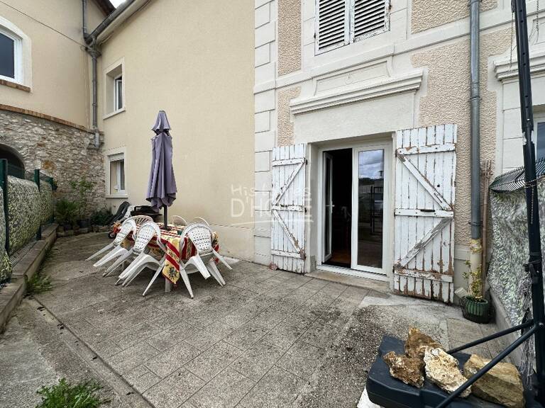 APPARTEMENT T3 EN-REZ-DE-JARDIN — photo 1