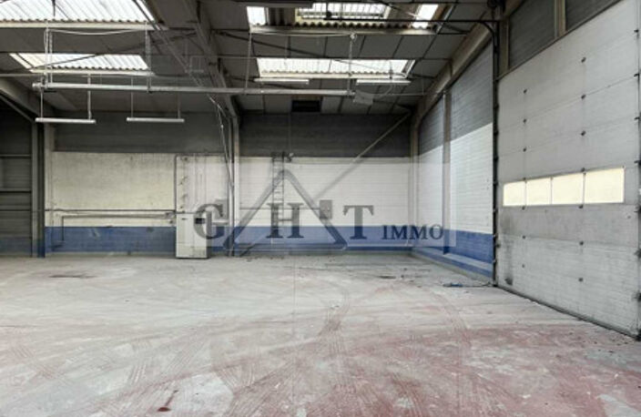 BATIMENT INDÉPENDANT À VENDRE — photo 4