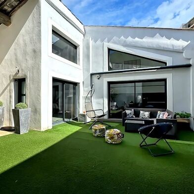 Maison 4 pièces 639000 €