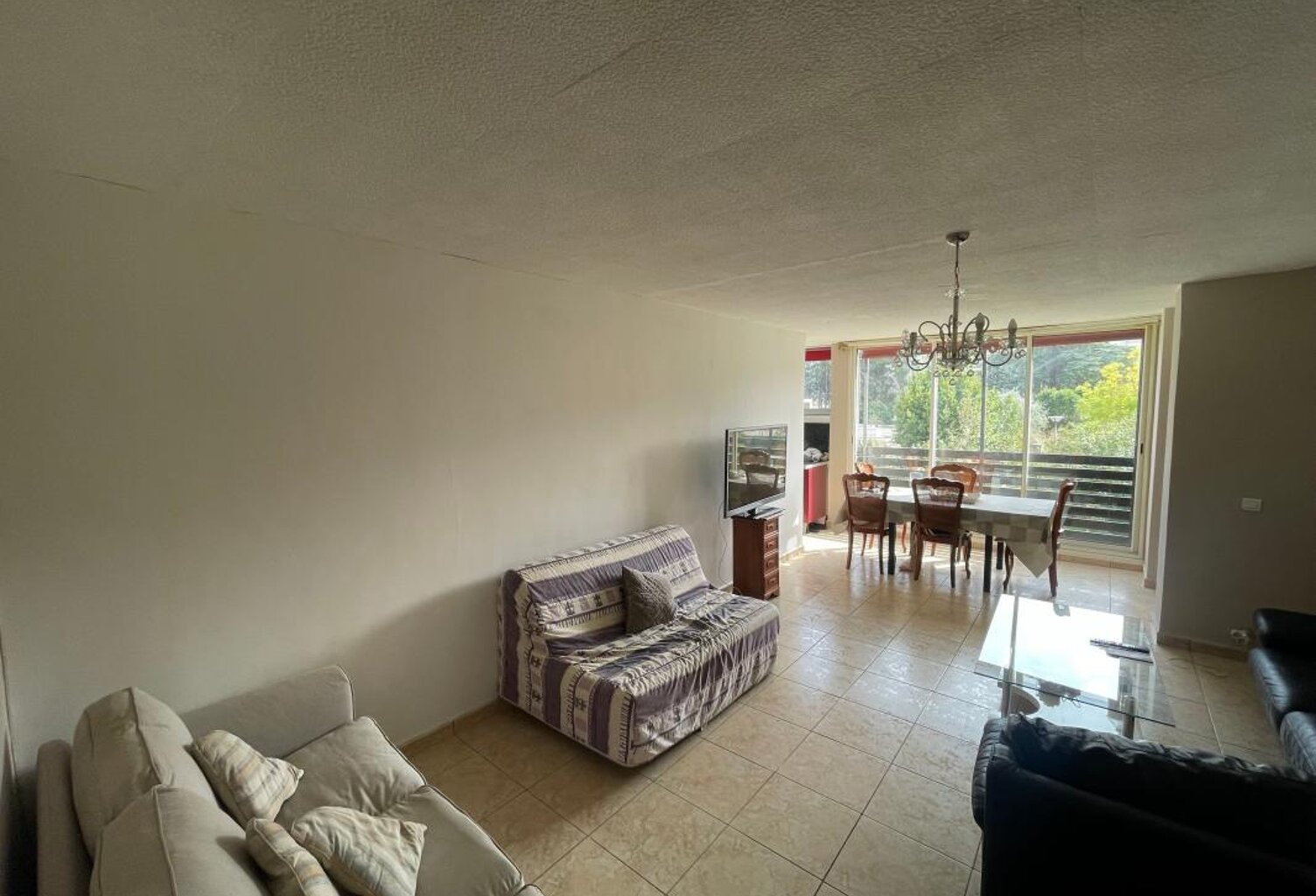 A VENDRE LA VALETTE DU VAR 83160 QUARTIER LA COUPIANE APPARTEMENT 4 PIECES 3 CHAMBRES — photo 1