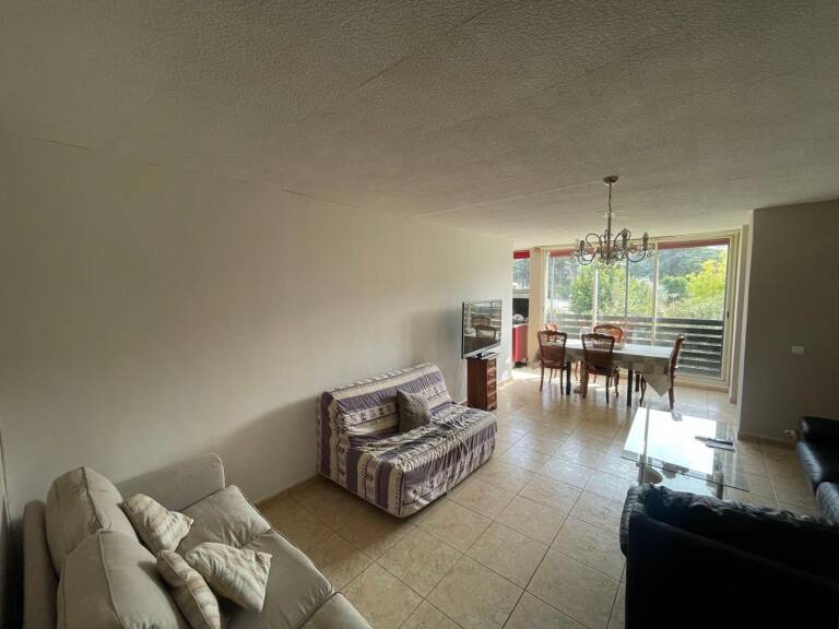 A VENDRE LA VALETTE DU VAR 83160 QUARTIER LA COUPIANE APPARTEMENT 4 PIECES 3 CHAMBRES — photo 1