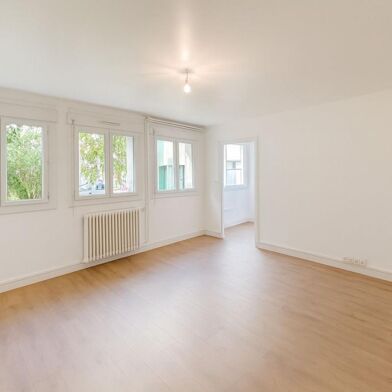 Appartement 4 pièces 120000 €