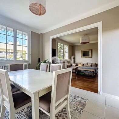 Maison 6 pièces 330000 €