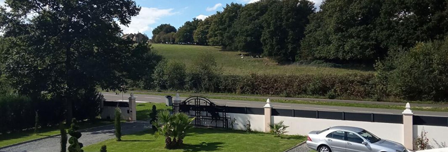 Maison 7 Pièces 228 m² à vendre à Le Genest-Saint-Isle (53940)