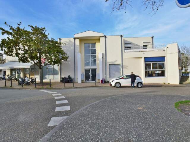 INVESTISSEMENT PATRIMONIAL D’EXCEPTION – IMMEUBLE MIXTE – BÈGLES CŒUR DE VILLE — photo du bien