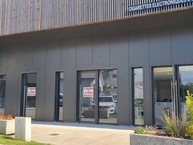 Local commercial — photo du bien
