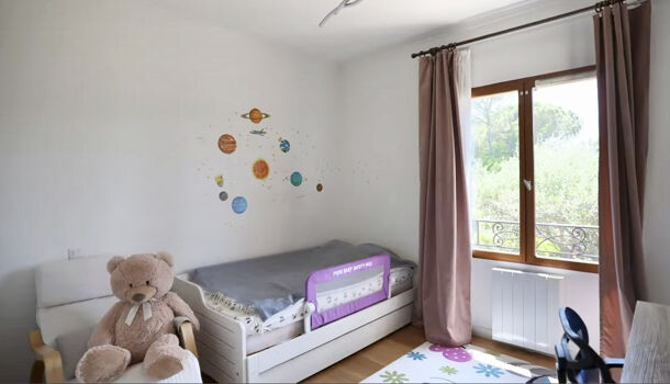 Villa / Maison 5 pièces  à vendre Saint-Raphaël 83700