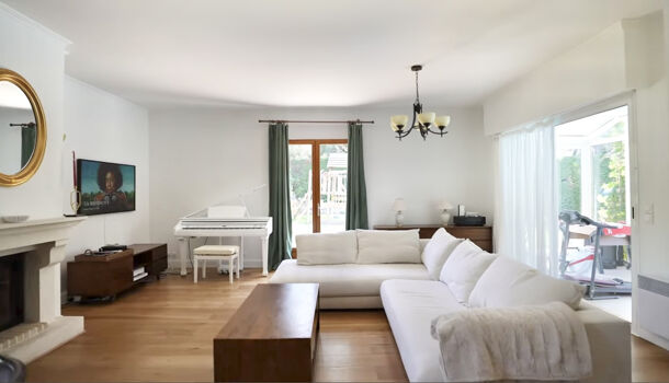 Villa / Maison 5 pièces  à vendre Saint-Raphaël 83700