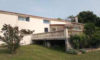 Maison 5 Pièces 162 m² à vendre à Chenac-Saint-Seurin-d'Uzet (17120)