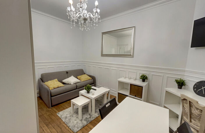 REIMS HYPERCENTRE STUDIO MEUBLE TOUT COMPRIS — photo 3