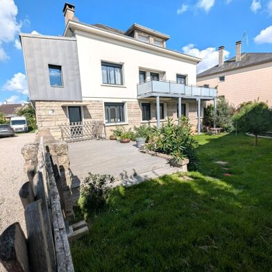 Maison 10 pièces 593500 €