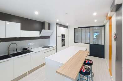 Maison 10 pièces 549000 €