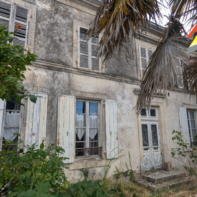 Maison 7 pièces 95400 €