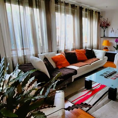 Maison 6 pièces 585000 €