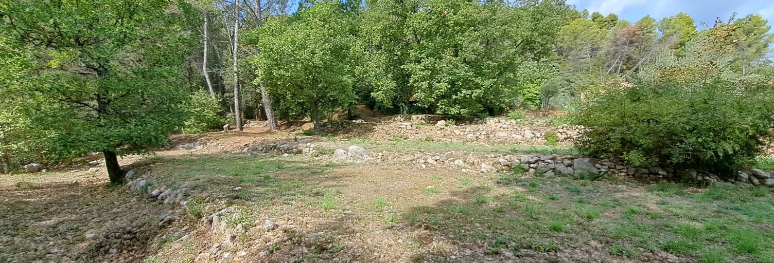 Terrain 1107 m² à construire Salernes (83690)