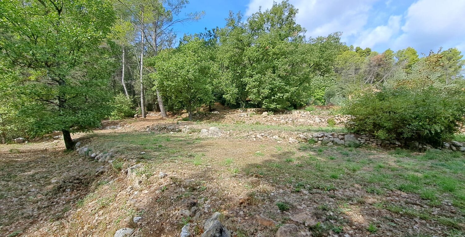 Terrain à bâtir à Salernes (83)  — photo 1