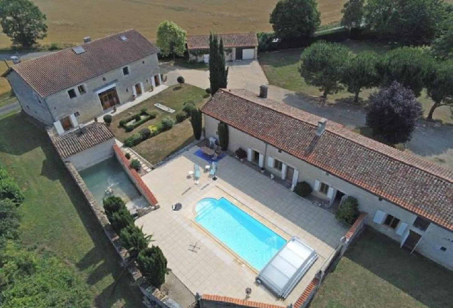 Maison — photo 1