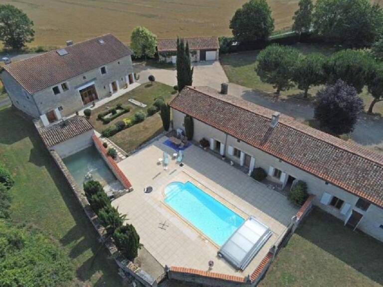 Maison — photo 1