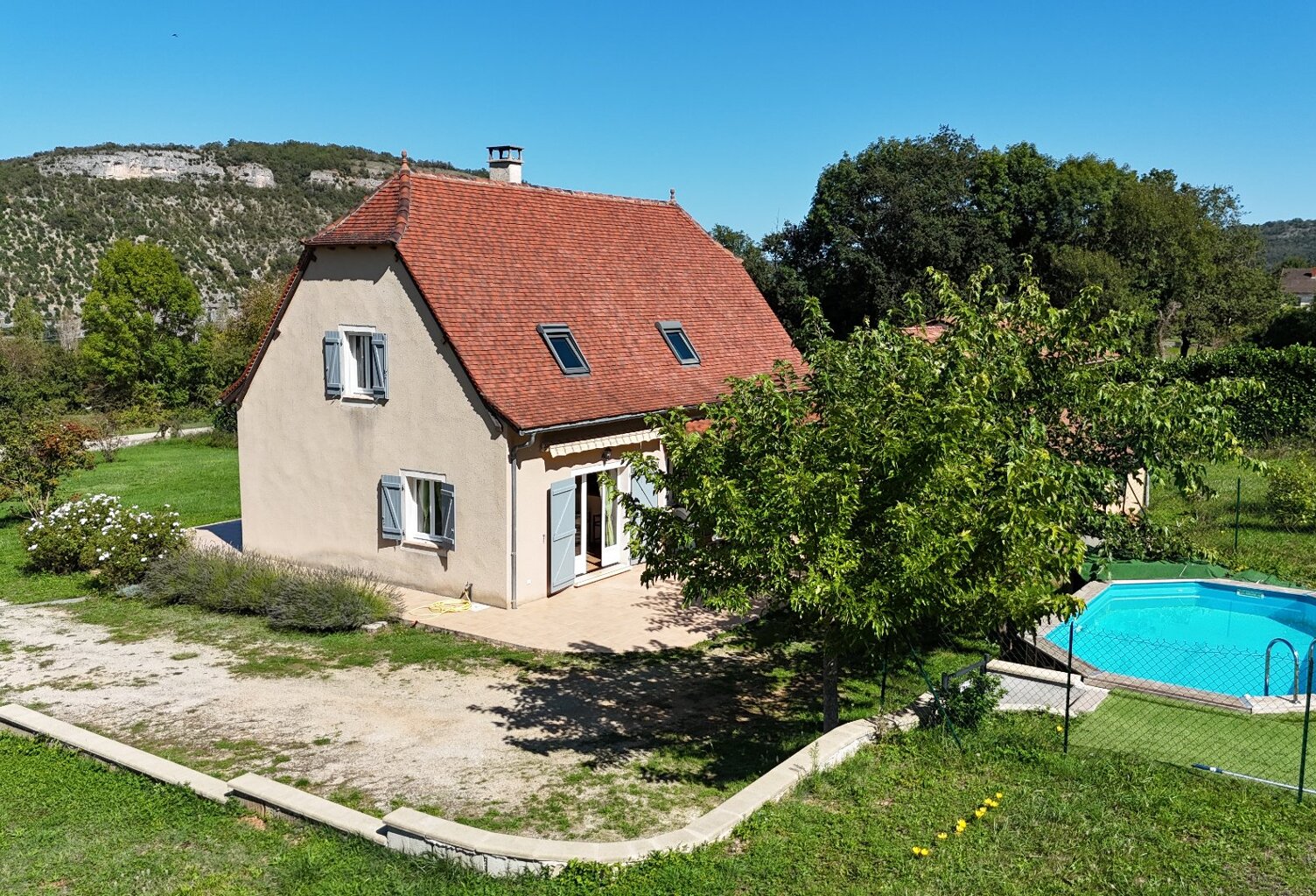 Maison — photo 1