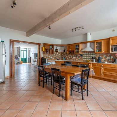 Maison 8 pièces 245000 €