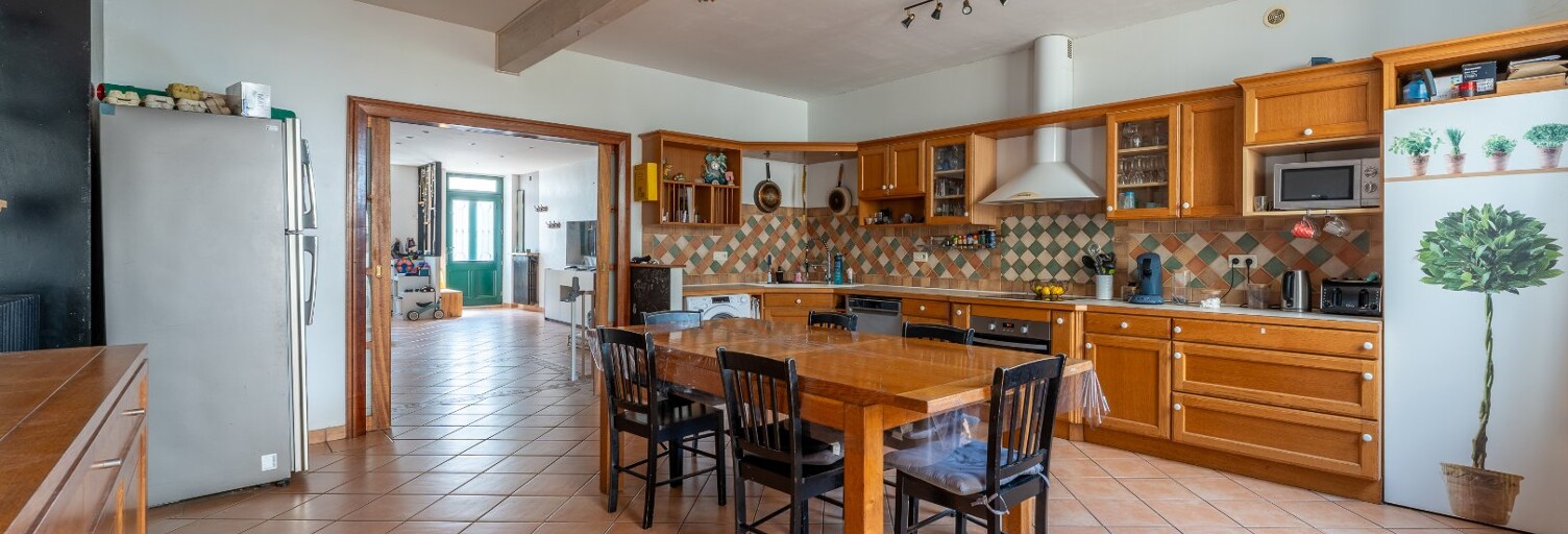 Maison 8 Pièces 175 m² à vendre à Saint-Jean-d'Angély (17400)