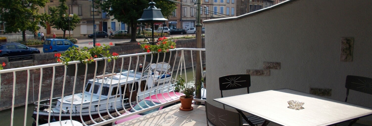 Divers 9 Pièces 282 m² à vendre à Moissac (82200)