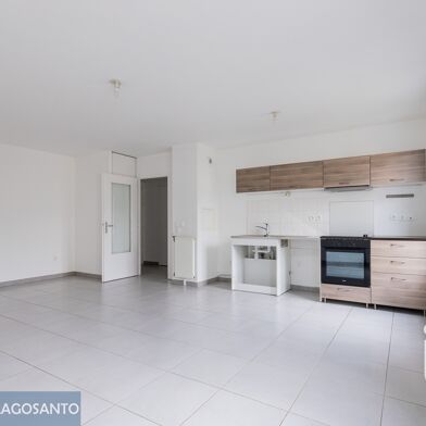 Appartement 3 pièces 215000 €