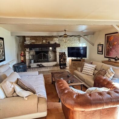 Maison 7 pièces 349900 €