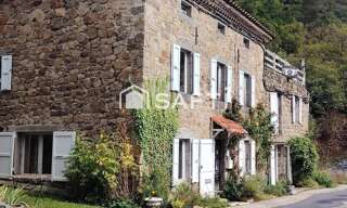 Maison 8 Pièces 263 m² à vendre à Saint-Pierre-sur-Doux (07520)