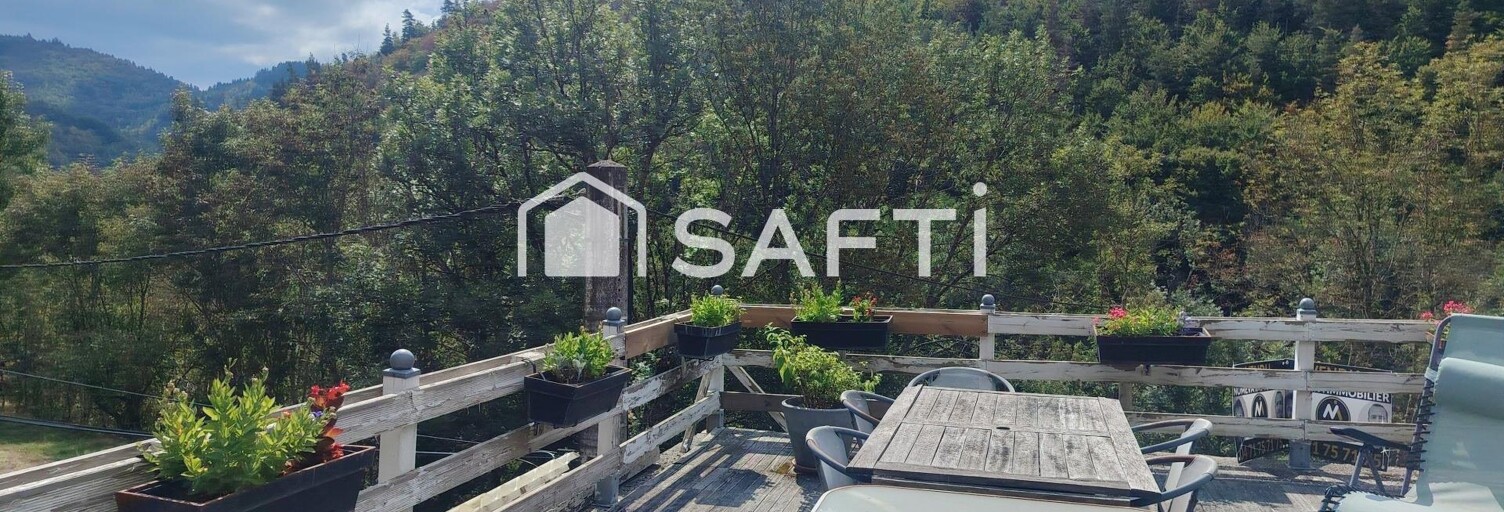 Maison 8 Pièces 263 m² à vendre à Saint-Pierre-sur-Doux (07520)