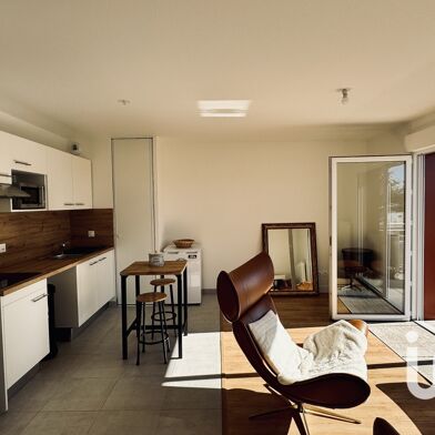 Appartement 3 pièces 270000 €