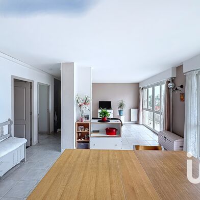 Appartement 4 pièces 245000 €