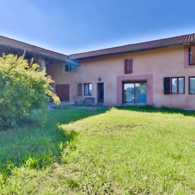 Maison 8 pièces 245000 €