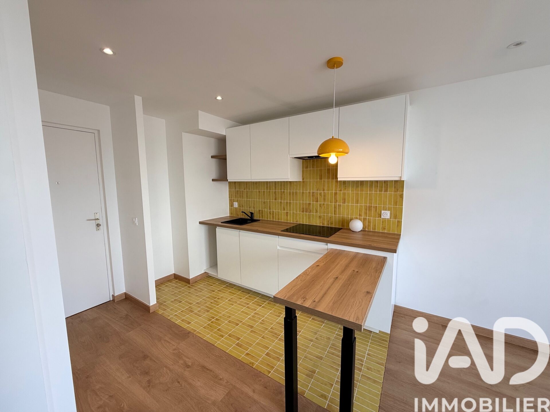 Vente Appartement 2 pièces - Photo 2