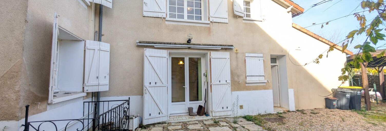 Maison 5 Pièces 123 m² à vendre à Lussac-les-Châteaux (86320)
