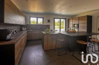 Maison 7 pièces 299000 €