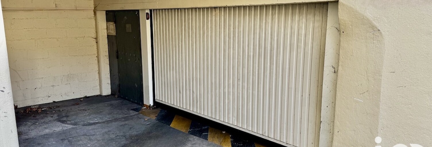 Garage  130 m² à vendre à Saint-Maur-des-Fossés (94100)