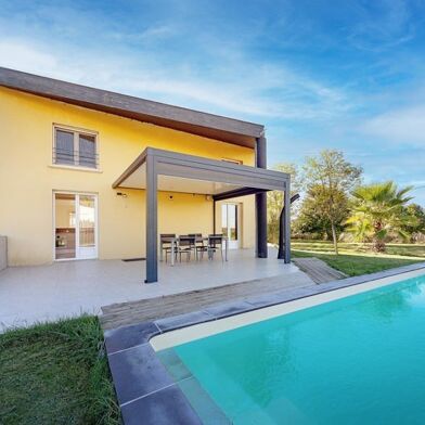 Maison 6 pièces 369000 €