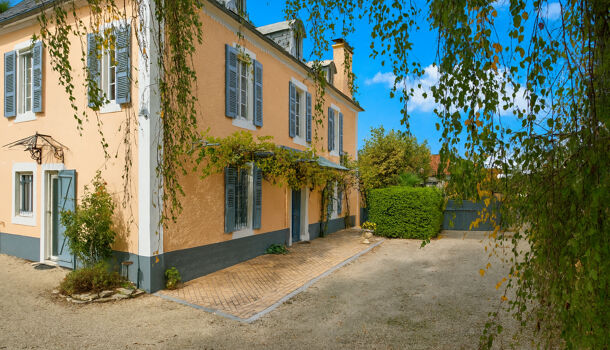 Villa / Maison 8 pièces  à vendre Soumoulou 64420