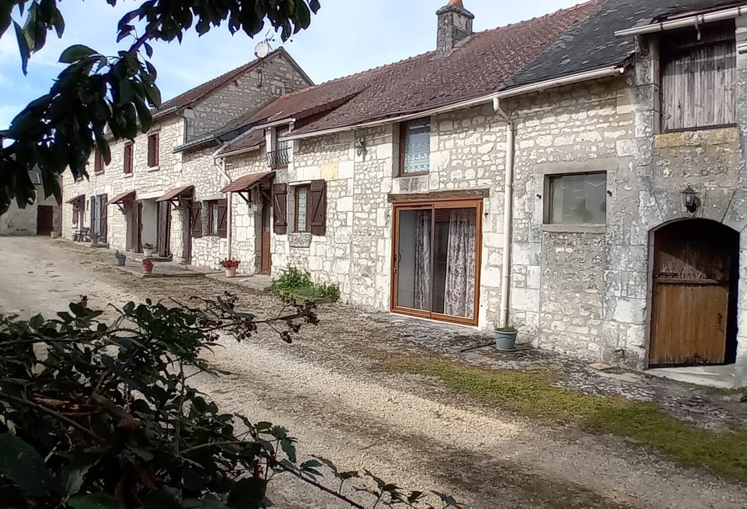 Propriété de caractère avec gîte, salle de réception et nom — photo 1