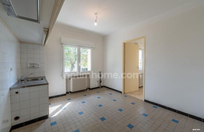 VILLEFRANCHE-DE-LAURAGAIS (31290) — Maison familiale de 135 m², 4 chambres, sous-sol intégral de 135 m² et terrain arboré de 2 172 m² — photo 5