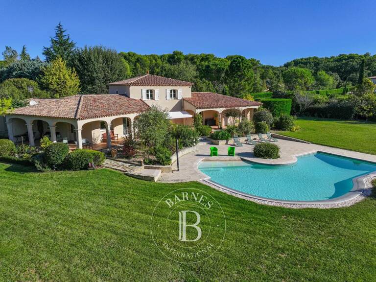 AIX-EN-PROVENCE NORD – MAISON 5 CHAMBRES – BUREAU – TERRAIN 1 HA — photo 1
