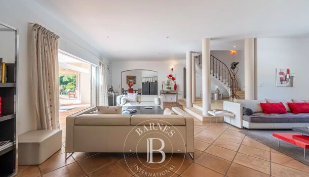 Villa / Maison 10 pièces  à vendre Aix-en-Provence 13100