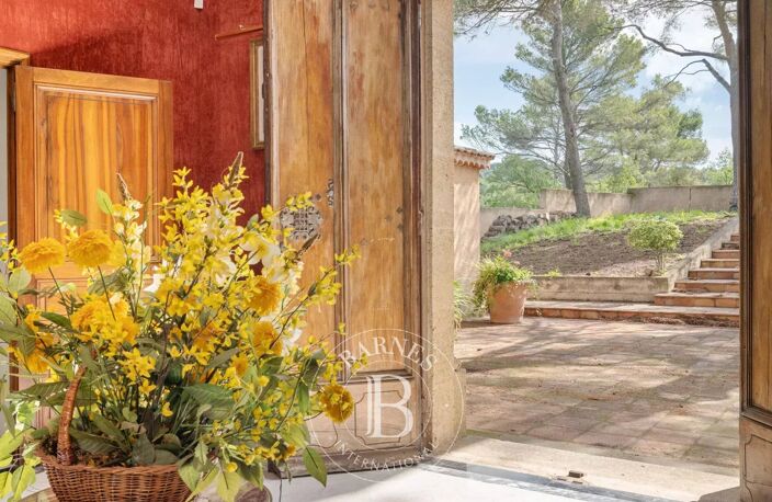 AIX-EN-PROVENCE – MAISON D’ARCHITECTE 570 M² – 7 CHAMBRES – PARC — photo 4