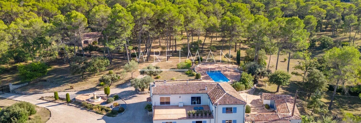 Maison 9 Pièces 340 m² à vendre à Taradeau (83460)