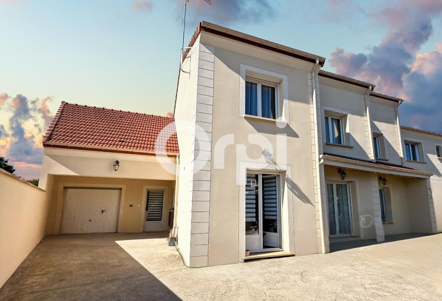 Maison À Vendre — photo 1