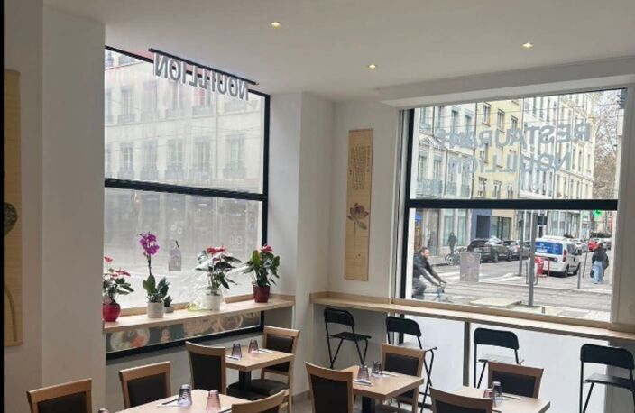 Coup de fusils Restaurant d'angle Rue Servient/ Préfecture/ Tribunal/ Part-Dieu — photo 5