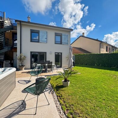 Maison 5 pièces 720000 €