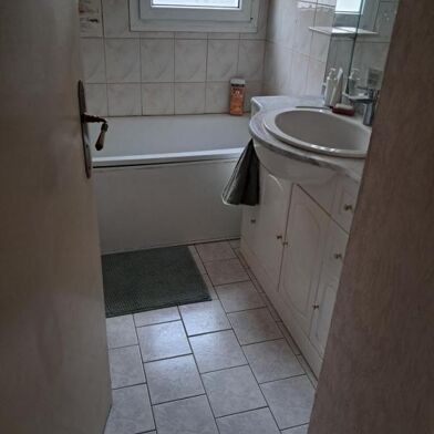 Appartement 1 pièces 400 €