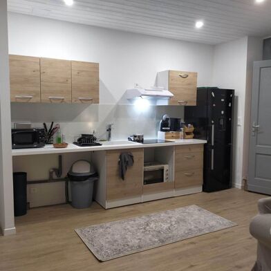 Appartement 3 pièces 621 €